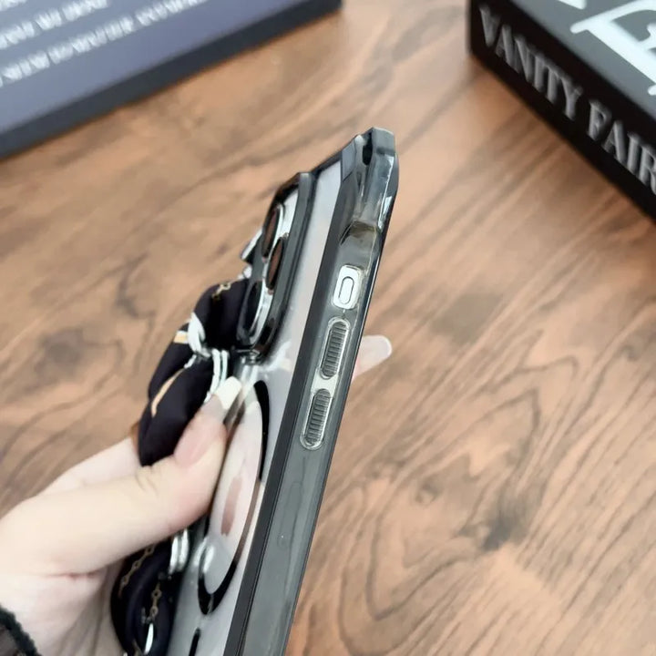 Magnetic Strap Case for iPhone 15, 14, 13, 12, 11 Pro Max models. This clear case offers a magnetic strap for easy crossbody carrying,