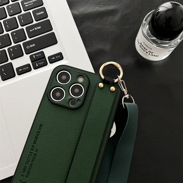 Luxury Litchi Leather Wrist Strap Crossbody Phone Case for iPhone 15 14 Pro Max in Retro Vintage Design